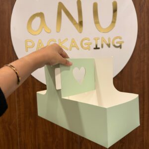 HEART FLAMINGO HAMPER BOX - PASTEL GREEN (12/6/4")