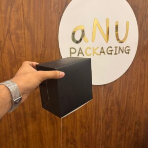 WINDOW CAKE BOX - BLACK (6/6/4")