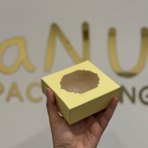 4 CAVITY CHOCOLATE BOX - YELLOW (3.7/3.7/1")